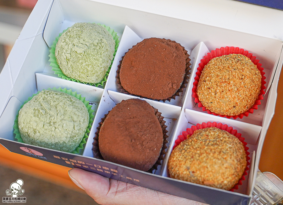 高雄伴手禮 春節禮盒 伴手禮 宅配 高雄美食 高雄團購 手工 麻糬 大福 草莓 限定