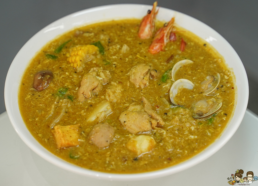 女巫泰泰 泰國 泰式 南洋 獨創 獨特 高雄麵食 牛肉麵 泰式奶茶 美食推薦 必吃