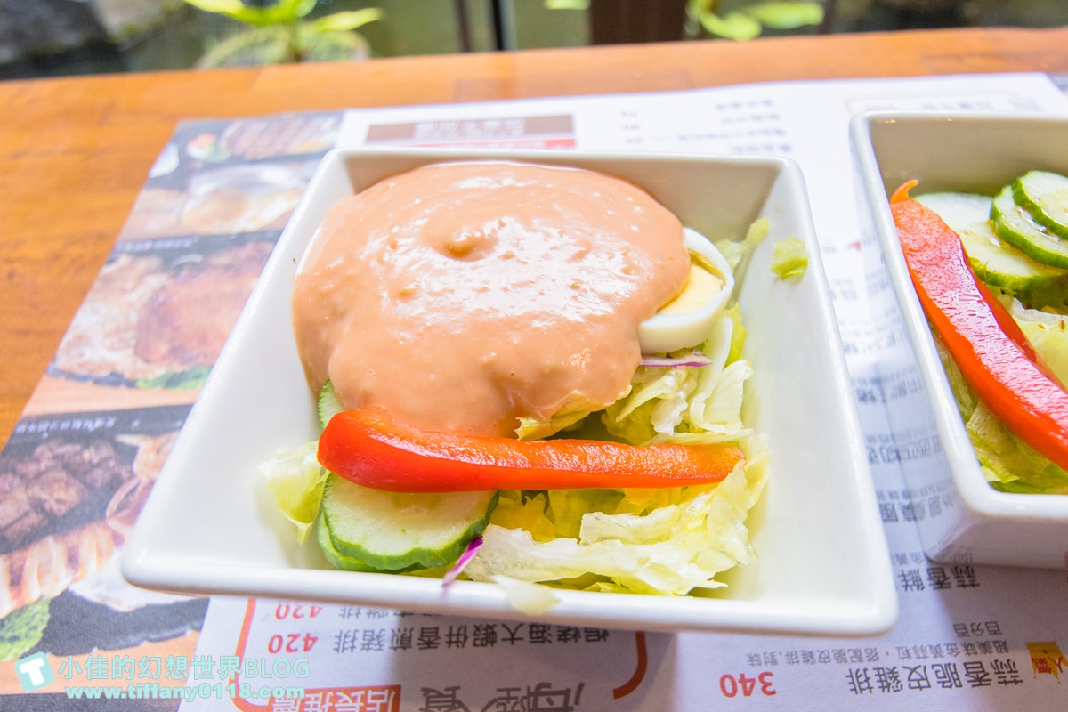 [宜蘭美食]來來牛排(附2023菜單)/平假日都客滿要預約CP值超高/義大利麵加量不加價
