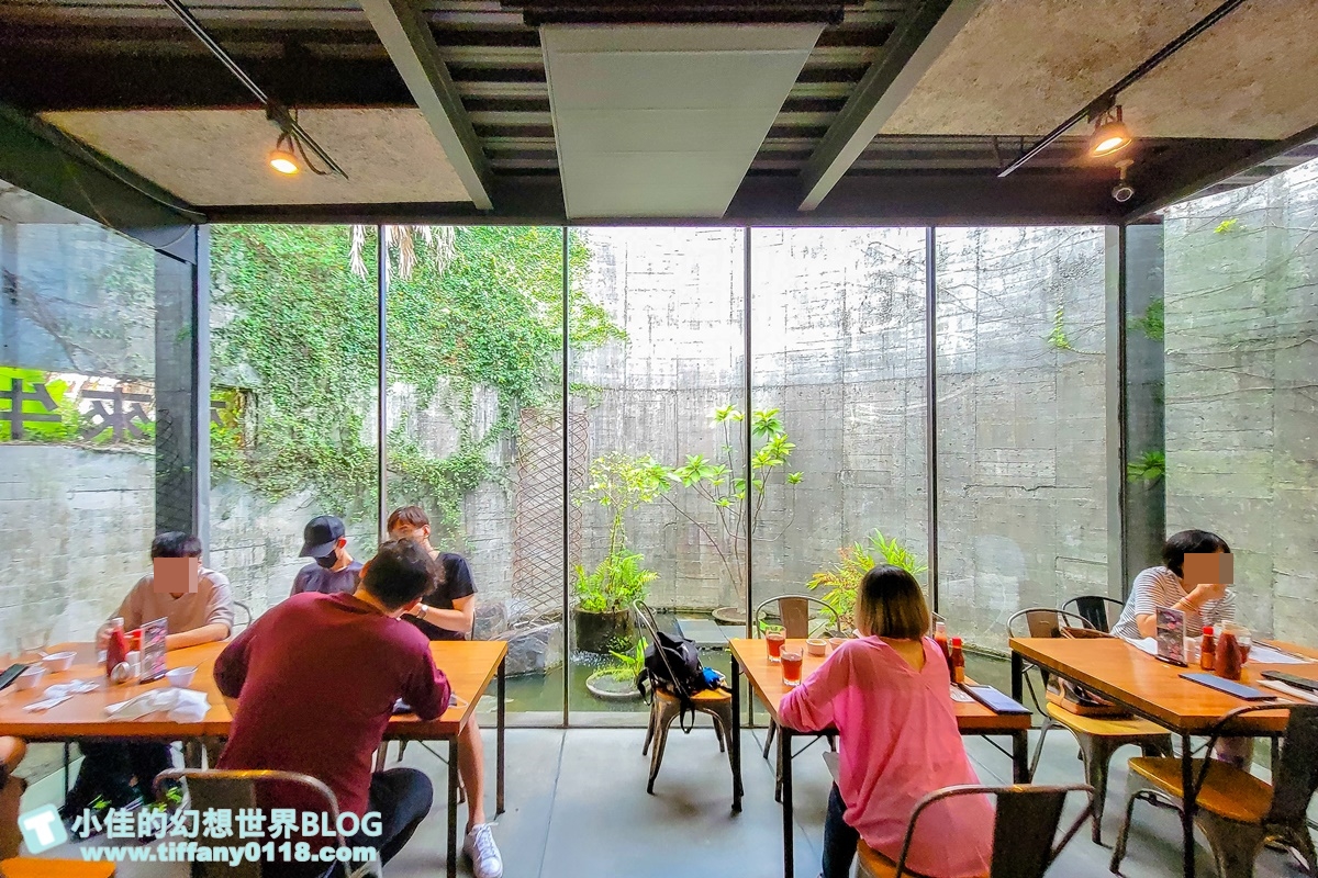 [宜蘭美食]來來牛排(附2023菜單)/平假日都客滿要預約CP值超高/義大利麵加量不加價