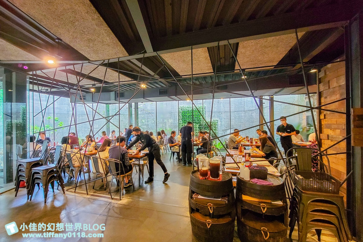 [宜蘭美食]來來牛排(附2023菜單)/平假日都客滿要預約CP值超高/義大利麵加量不加價