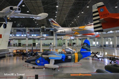 【高雄岡山景點】航空教育展示館:超大停機棚退役戰機炸彈飛彈全展出,航空迷必訪 【高雄岡山景點】航空教育展示館:超大停機棚退役戰機炸彈飛彈全展出,航空迷必訪