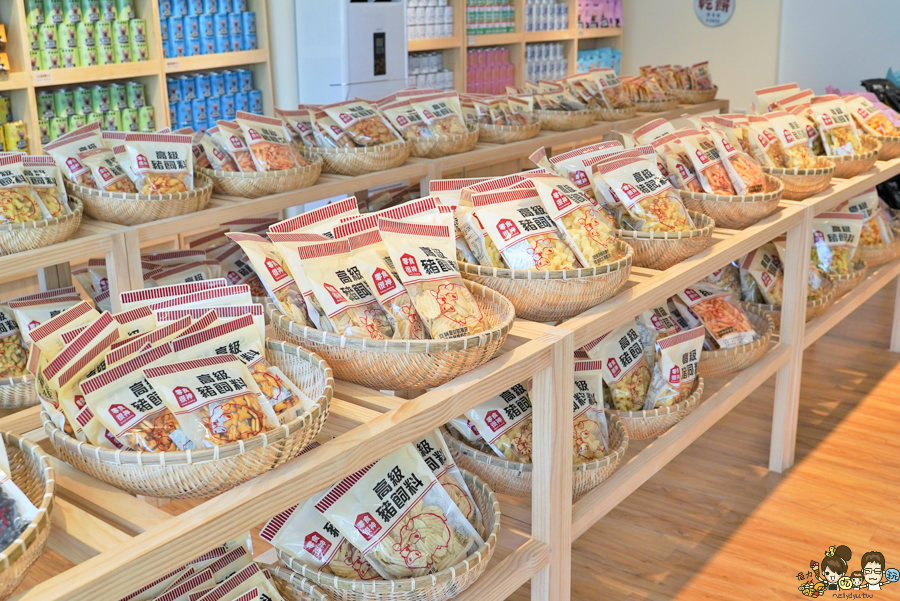 台南 古早味 懷舊 伴手禮 創意 文創 豬飼料柑仔店-花園店 好買 好吃 好玩 老店 