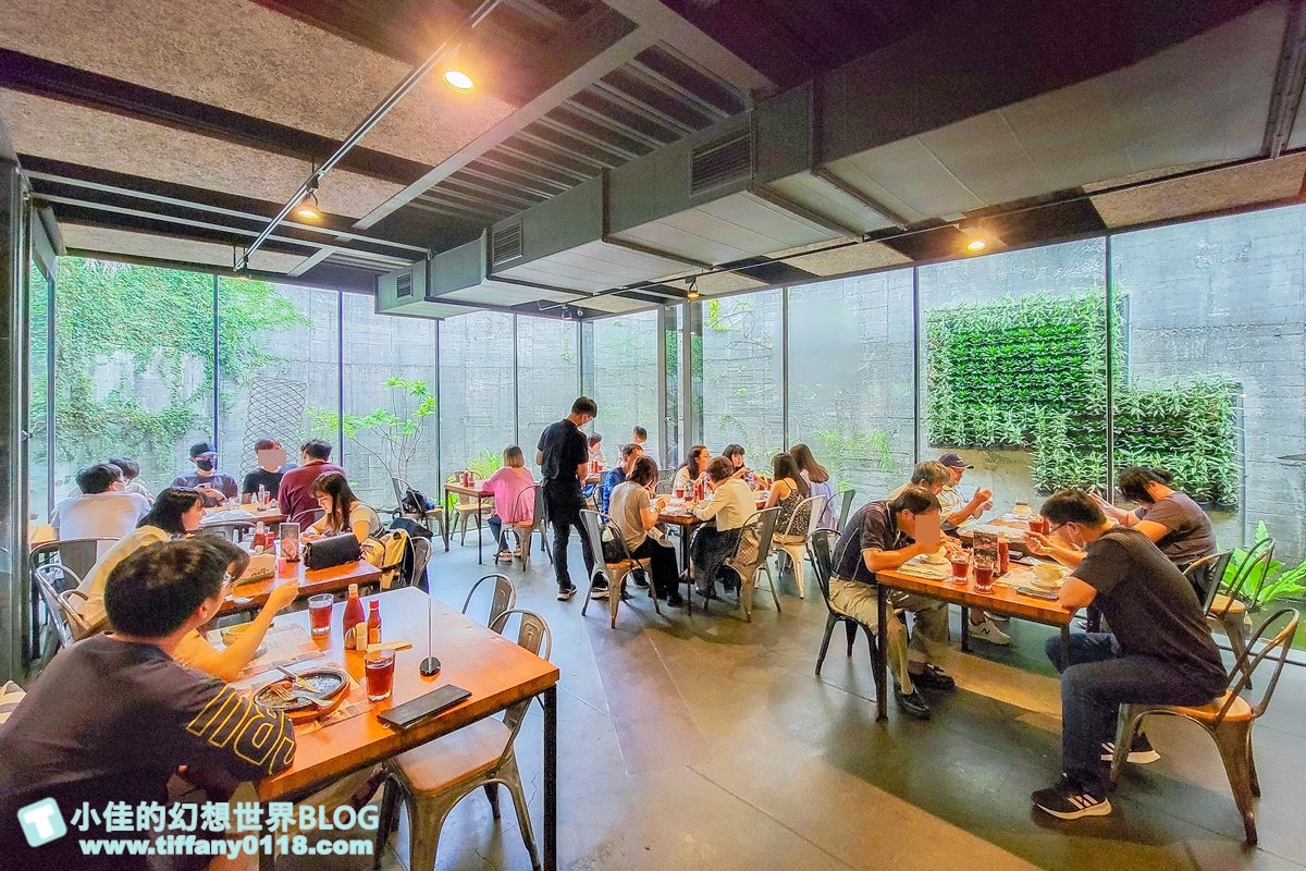 [宜蘭美食]來來牛排(附2023菜單)/平假日都客滿要預約CP值超高/義大利麵加量不加價