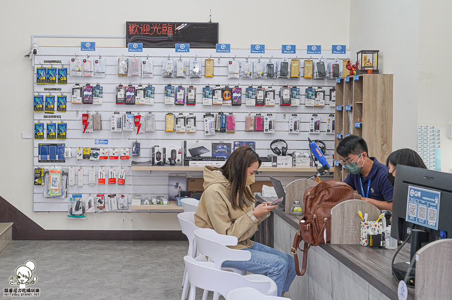 Q哥 手機 搶救 包膜 螢幕貼 一條龍 手機週邊 新手機 二手機 3C 高雄手機推薦