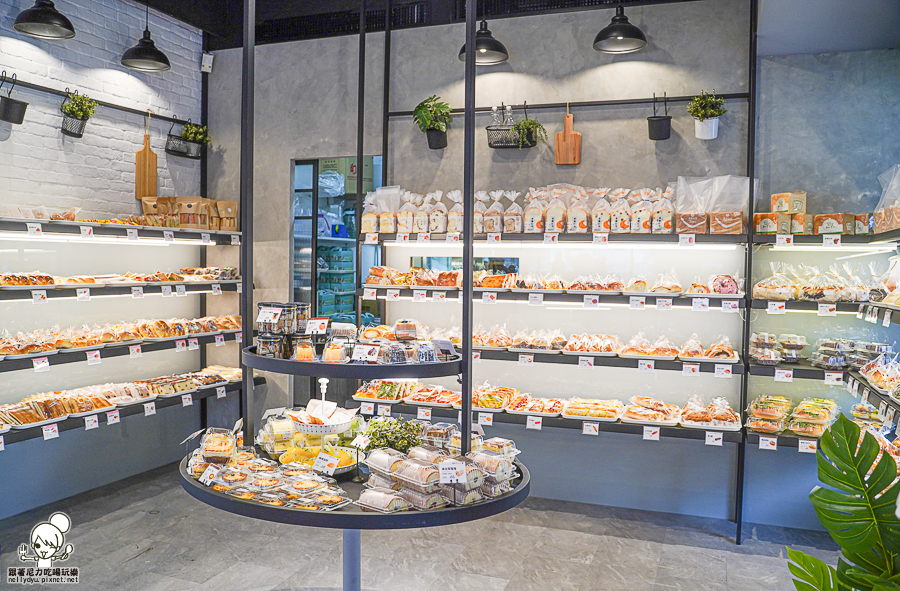 森森點心坊 麵包 蛋糕 甜點 慶生蛋糕 客製化 禮盒 彌月 旗艦店 高雄 老店 老品牌 升級