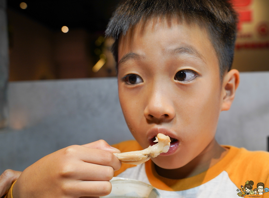 爆爆蛙 鍋物 高鐵 拌鍋 特色 主題餐廳 特色 獨家 全台首間 聚餐 麻辣