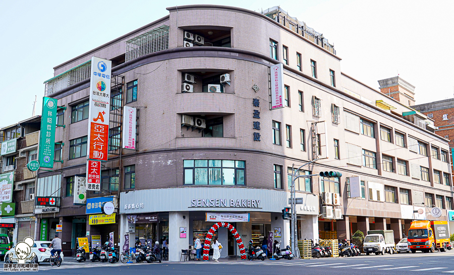 森森點心坊 麵包 蛋糕 甜點 慶生蛋糕 客製化 禮盒 彌月 旗艦店 高雄 老店 老品牌 升級