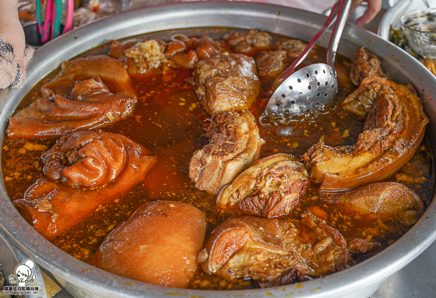 吉祥魚翅羹 辦桌菜 辦桌 封肉 羹湯 台菜 手路菜 傳統市場 市場美食 高雄美食