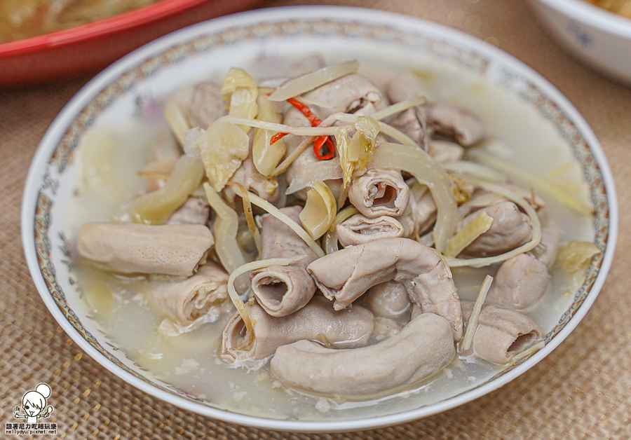 吉祥魚翅羹 辦桌菜 辦桌 封肉 羹湯 台菜 手路菜 傳統市場 市場美食 高雄美食