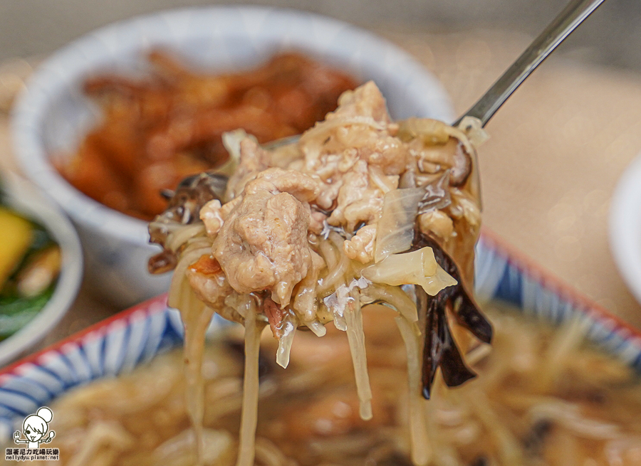 吉祥魚翅羹 辦桌菜 辦桌 封肉 羹湯 台菜 手路菜 傳統市場 市場美食 高雄美食