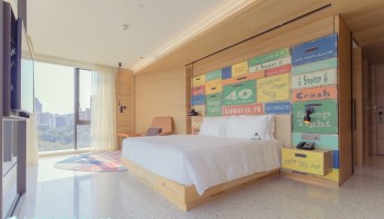 [高雄住宿]英迪格酒店/市中心絕美又有港都特色的設計酒店/全台最美高空酒吧/早餐豐盛有特色