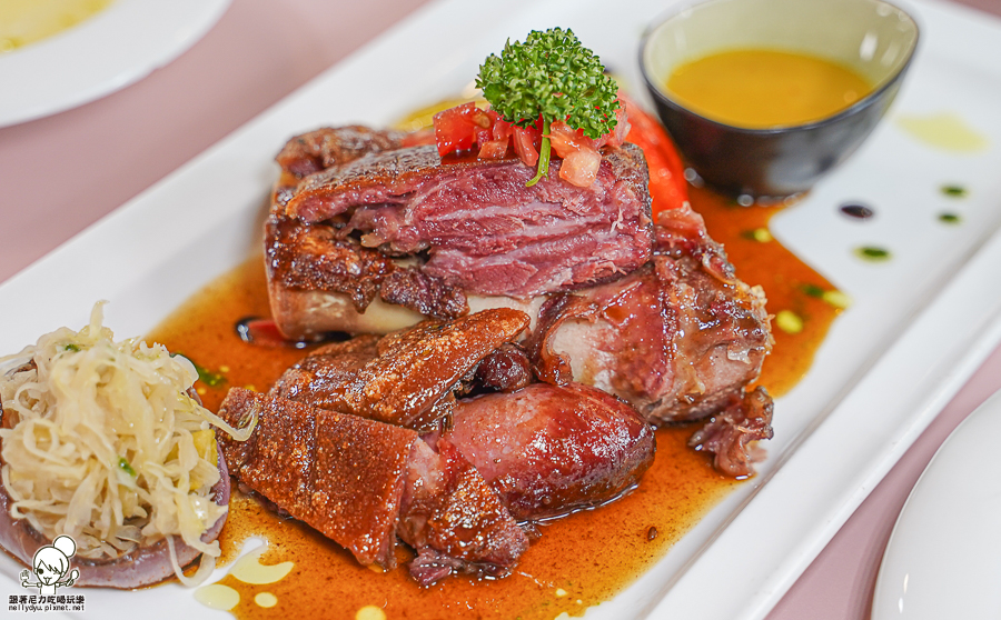 文山特區美食 卡度異國料理 聚餐 可包場 排餐 法國料理 義式料理 套餐 義大利麵 牛排 燉飯 聚餐 約會 母親節