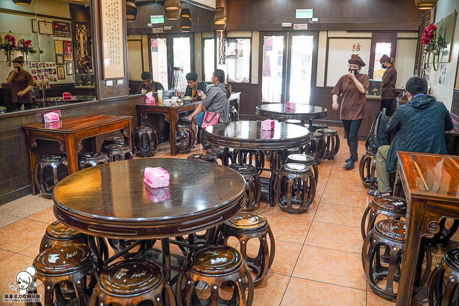 風味外省麵 燕巢 美食 在地 特色 景點 旅遊 親子 聚餐 好停車 阿公店 旅遊 美食推薦 自製麵條 滷味