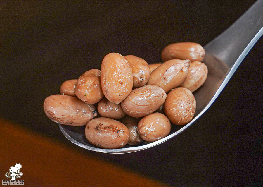 風味外省麵 燕巢 美食 在地 特色 景點 旅遊 親子 聚餐 好停車 阿公店 旅遊 美食推薦 自製麵條 滷味