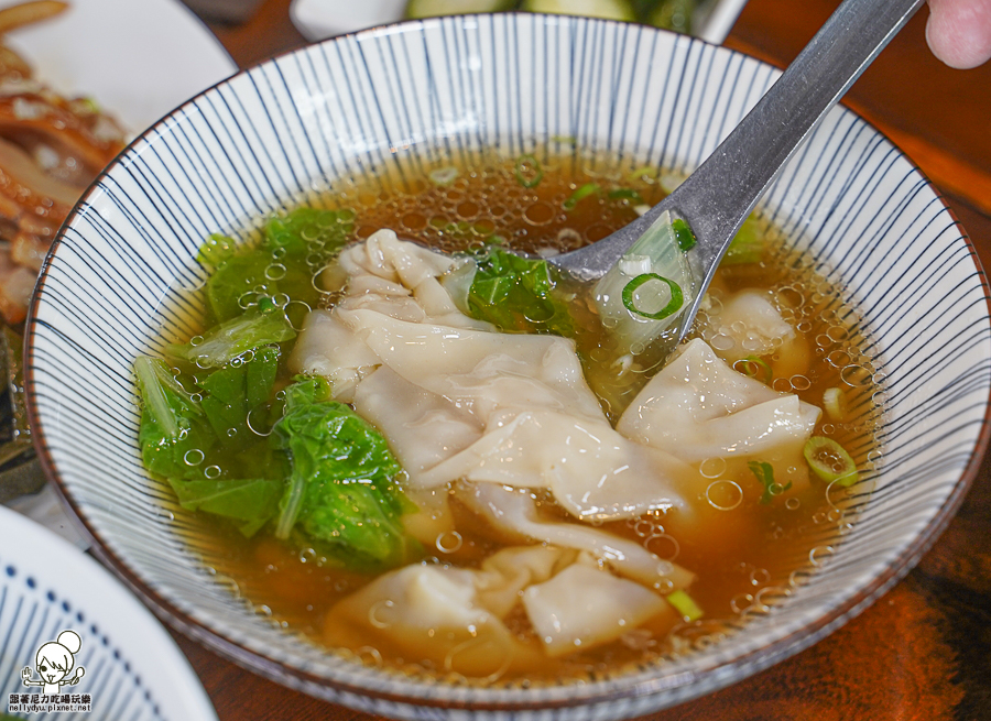 風味外省麵 燕巢 美食 在地 特色 景點 旅遊 親子 聚餐 好停車 阿公店 旅遊 美食推薦 自製麵條 滷味