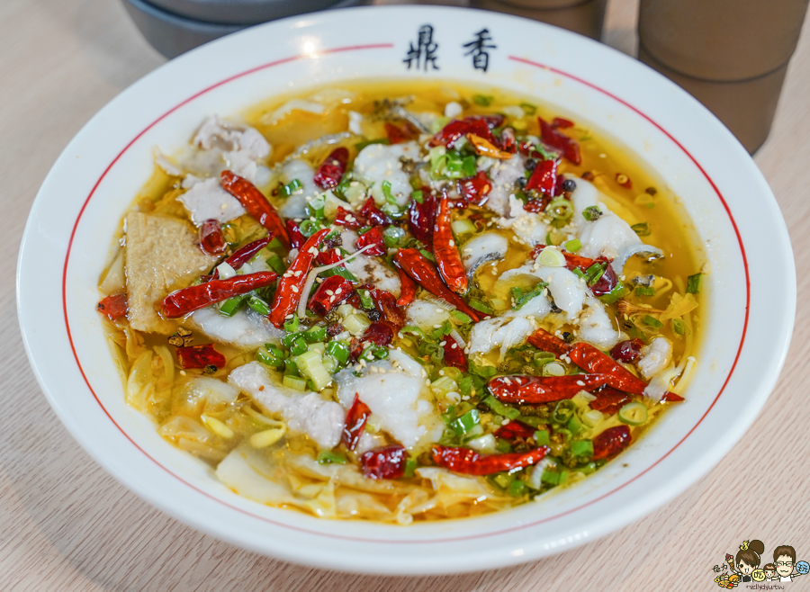 鼎香乾鍋、酸菜魚、水煮牛 高雄美食 聚餐 鍋物 火鍋 麻辣 乾鍋 兩吃 好吃 推薦 獨門 特色 川味