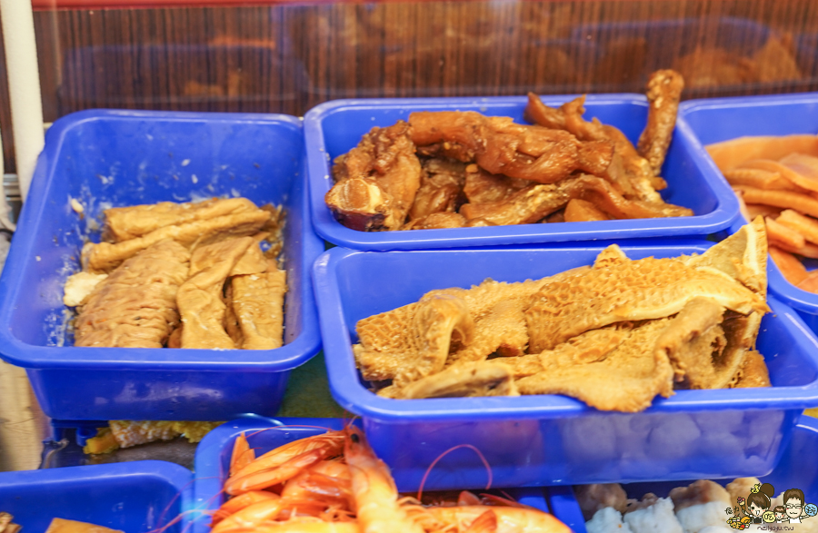 鼎香乾鍋、酸菜魚、水煮牛 高雄美食 聚餐 鍋物 火鍋 麻辣 乾鍋 兩吃 好吃 推薦 獨門 特色 川味