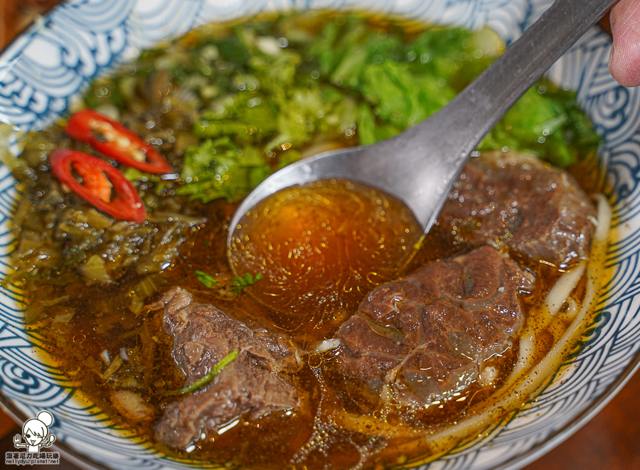 風味外省麵 燕巢 美食 在地 特色 景點 旅遊 親子 聚餐 好停車 阿公店 旅遊 美食推薦 自製麵條 滷味