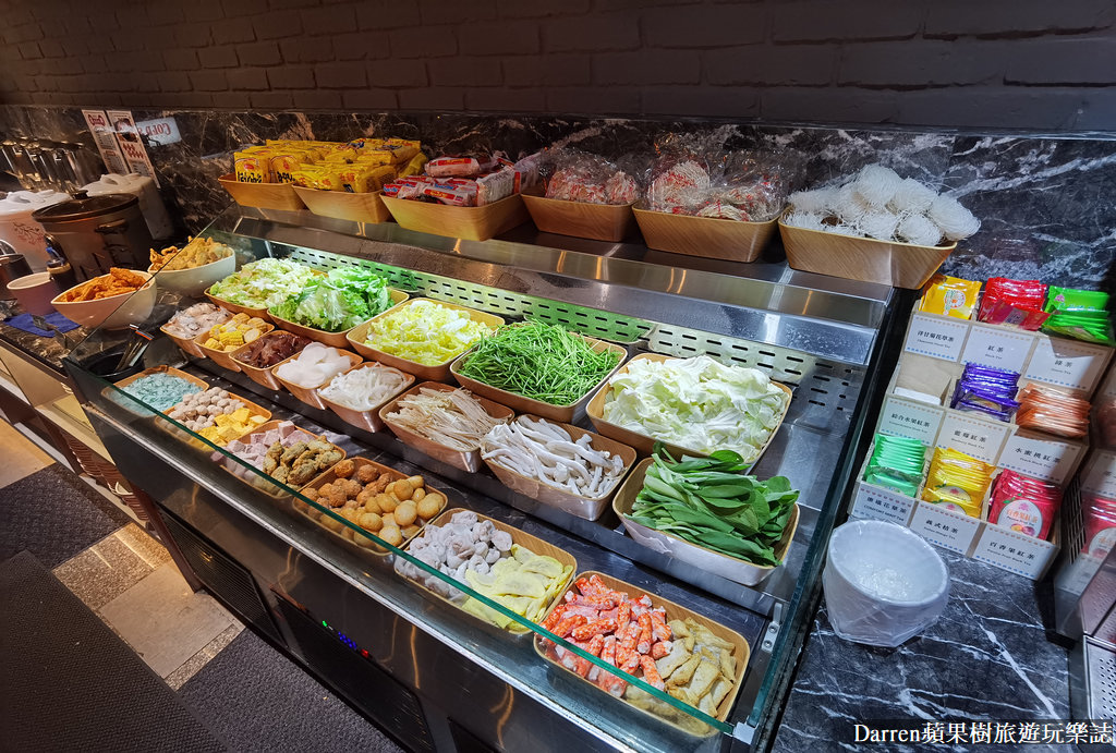西門美食|心心麻辣鍋西門店/西門麻辣鍋吃到飽(菜單價錢)