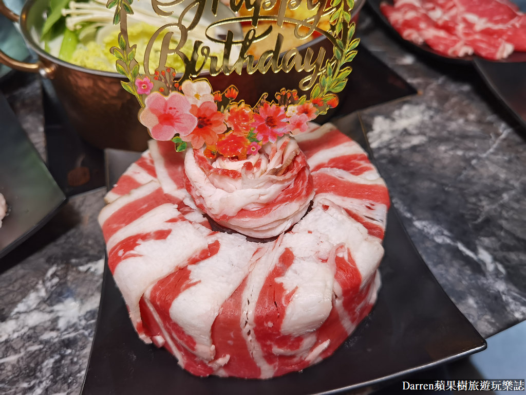 西門美食|心心麻辣鍋西門店/西門麻辣鍋吃到飽(菜單價錢)