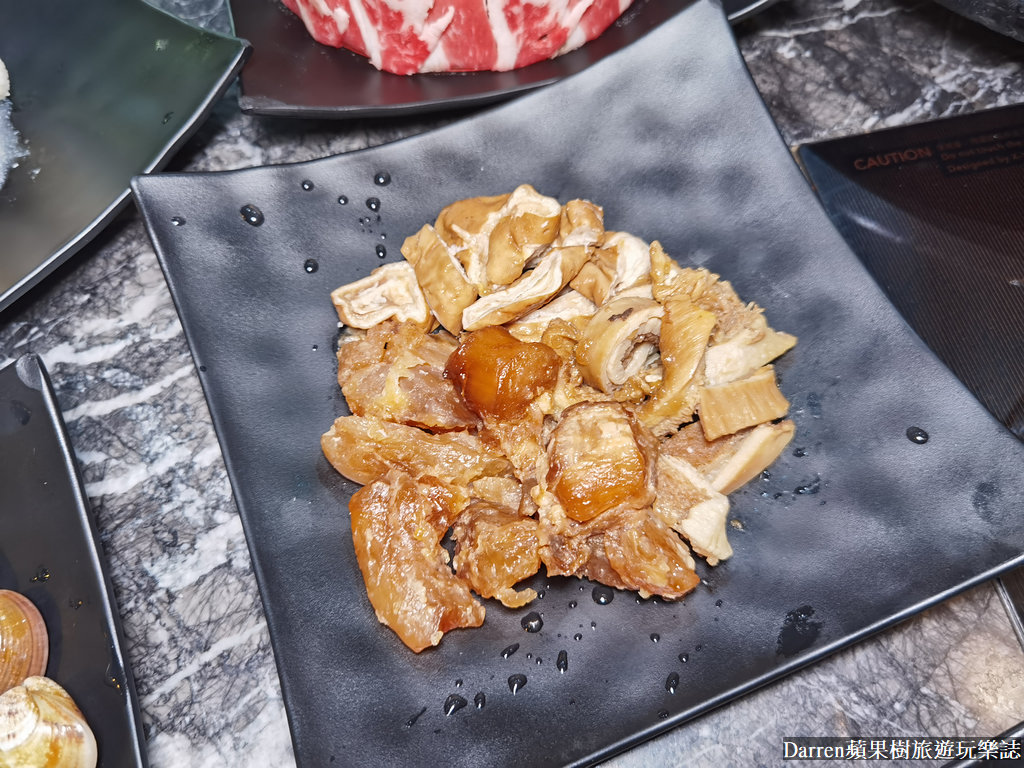 西門美食|心心麻辣鍋西門店/西門麻辣鍋吃到飽(菜單價錢)