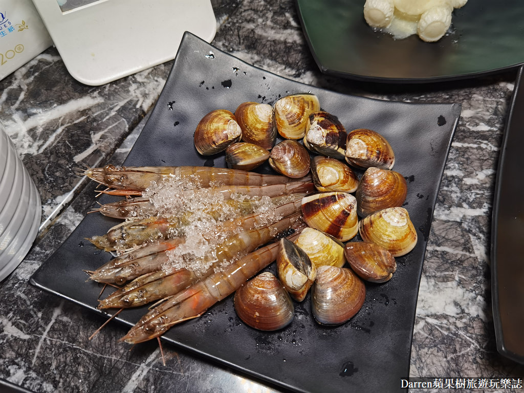 西門美食|心心麻辣鍋西門店/西門麻辣鍋吃到飽(菜單價錢)