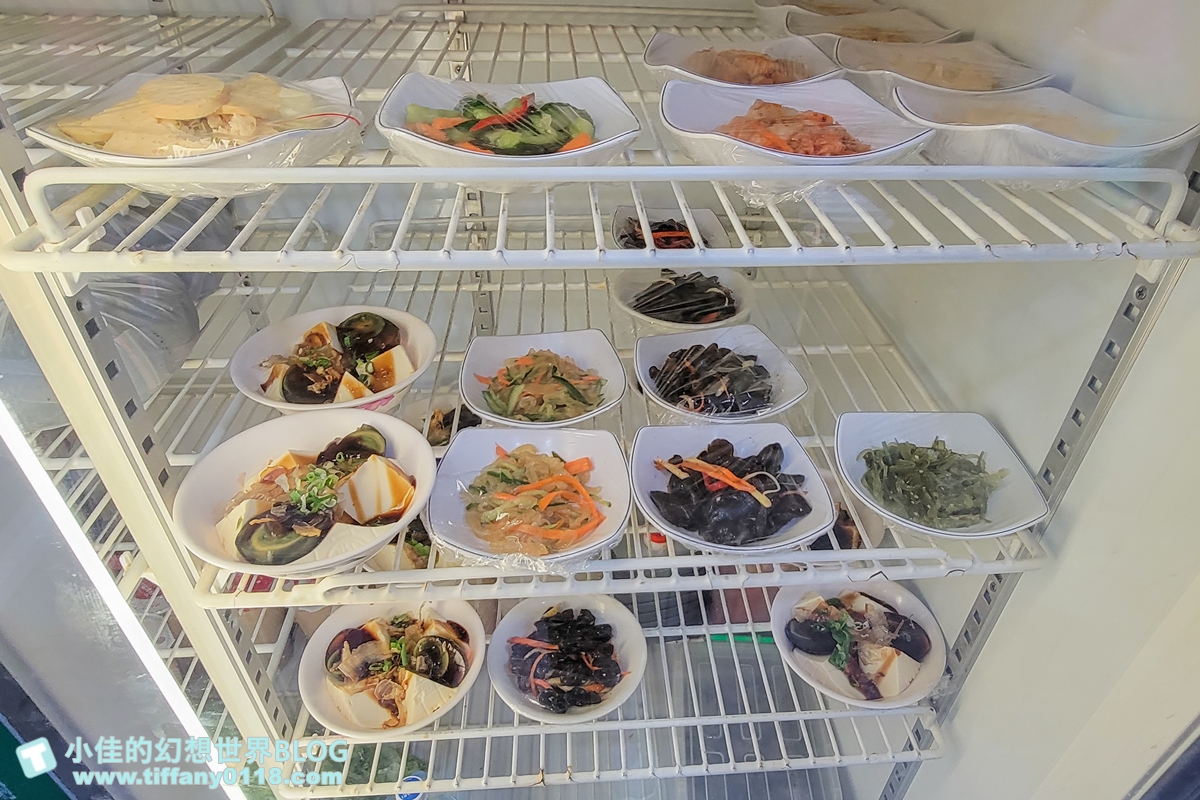 [三重美食]雲林鍋貼/獨門冰花脆皮蚵仔煎+脆皮鍋貼+爆好喝酸辣湯/店面乾淨價錢合理的三重美食推薦