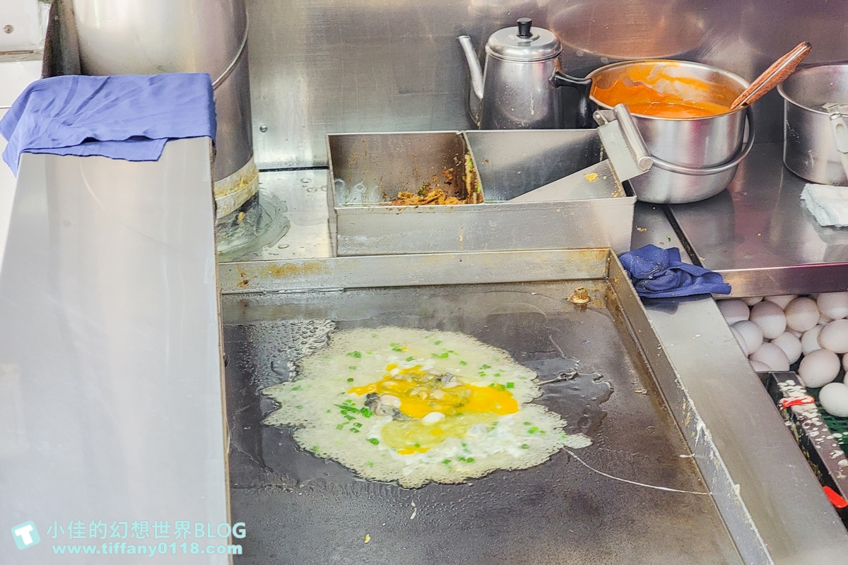 [三重美食]雲林鍋貼/獨門冰花脆皮蚵仔煎+脆皮鍋貼+爆好喝酸辣湯/店面乾淨價錢合理的三重美食推薦