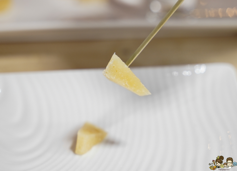 無菜單 高雄無菜單 地中海料理 桑卓主廚 文山特區 限定 限量 紅酒 咖啡 茶飲