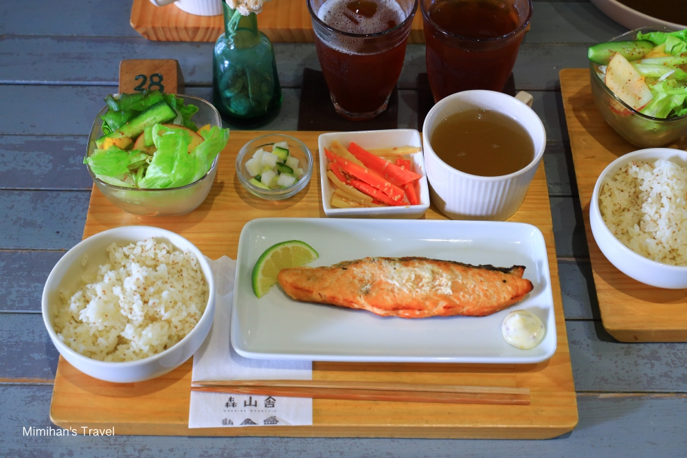 森山舍鹽燒鮭魚