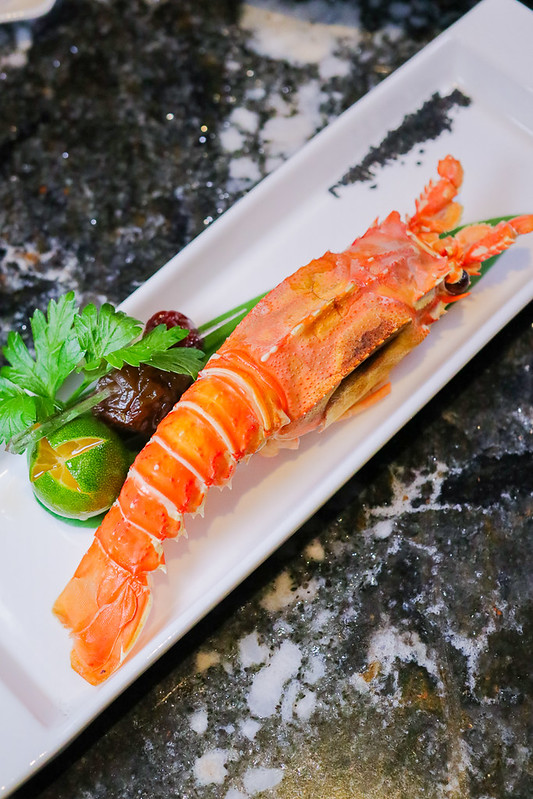 高雄｜覓奇頂級日本料理／鄰近高雄港埠旅運中心亞洲新灣區美食餐