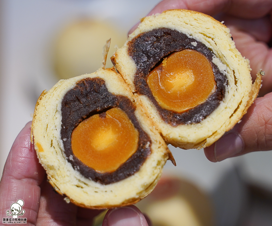 巨大麵包 巨無霸 中秋禮盒 2023中秋 奧瑪 推薦 禮盒 團購 宅配 送禮 高雄伴手禮