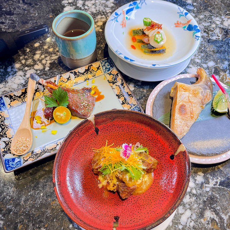 高雄｜覓奇頂級日本料理／鄰近高雄港埠旅運中心亞洲新灣區美食餐