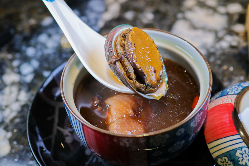 高雄｜覓奇頂級日本料理／鄰近高雄港埠旅運中心亞洲新灣區美食餐