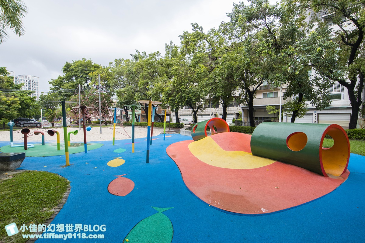 [高鐵假期]高雄兩天一夜親子小旅行/搭高鐵讓你用銅板價格入住飯店超划算的懶人玩法