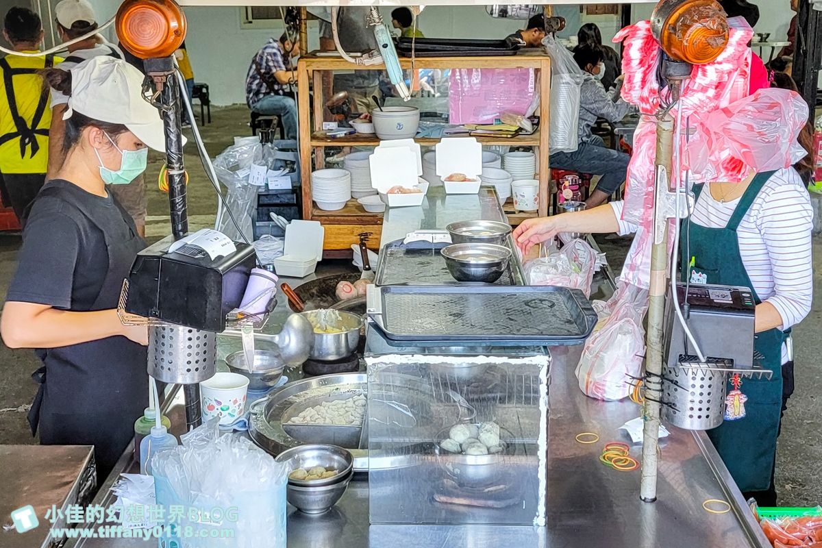 [新竹美食]鷹王肉圓(附菜單)/偏僻超大鐵皮屋裡營業超過一甲子的美味烤香腸和肉圓/新竹美食推薦