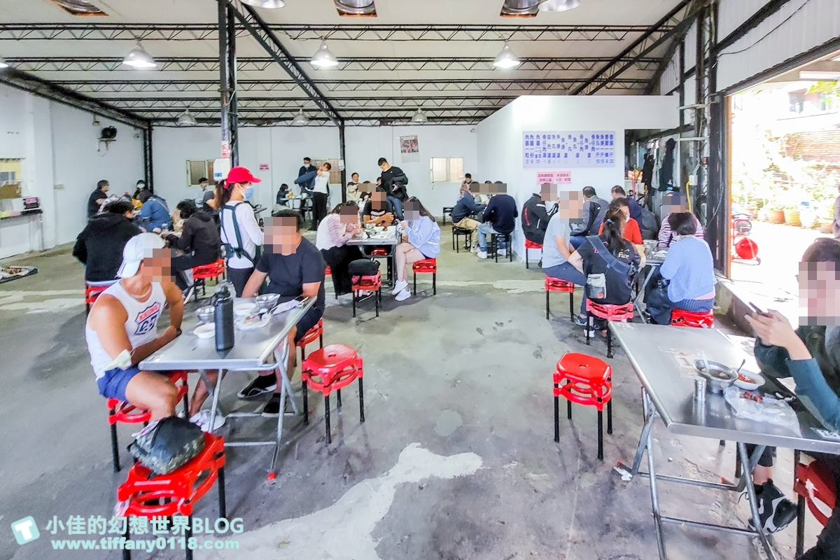 [新竹美食]鷹王肉圓(附菜單)/偏僻超大鐵皮屋裡營業超過一甲子的美味烤香腸和肉圓/新竹美食推薦