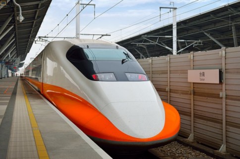 【高鐵台南站】免費高鐵接駁車往台南市區/安平/東區&台南火車站轉乘交通重點整理 【高鐵台南站】免費高鐵接駁車往台南市區/安平/東區&台南火車站轉乘交通重點整理