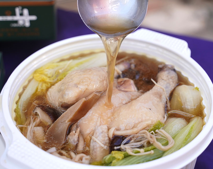 高雄烤鴨外帶 烤鴨團圓外帶餐 外帶年菜 年菜外帶 除夕 團圓 桌菜 包廂 經典 招牌 必吃 2024高雄年菜 鴨點棧