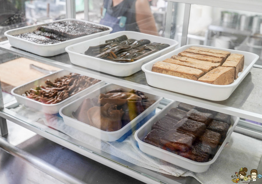 四川重慶香麻 川渝重慶小麵館 正宗 地道 廣式滷水 東港美食 全台首間 酸辣粉 紅燒 川味紅燒