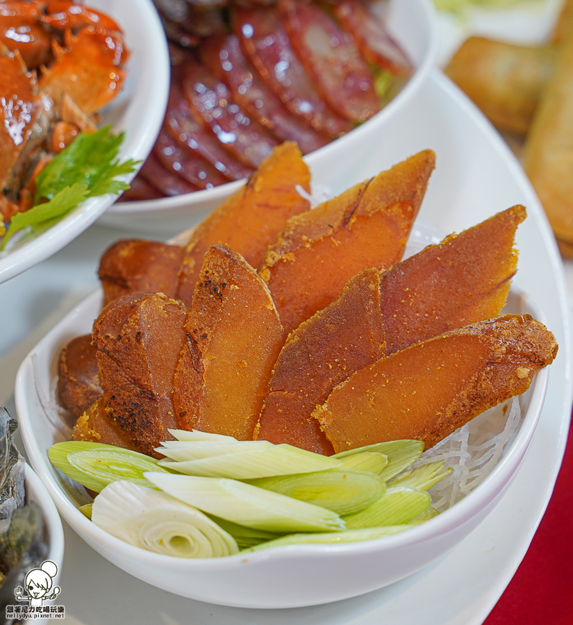 高雄烤鴨外帶 烤鴨團圓外帶餐 外帶年菜 年菜外帶 除夕 團圓 桌菜 包廂 經典 招牌 必吃 2024高雄年菜 鴨點棧