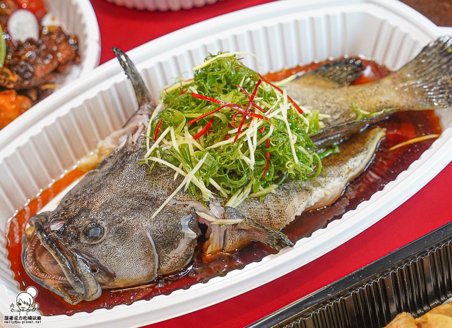 高雄烤鴨外帶 烤鴨團圓外帶餐 外帶年菜 年菜外帶 除夕 團圓 桌菜 包廂 經典 招牌 必吃 2024高雄年菜 鴨點棧