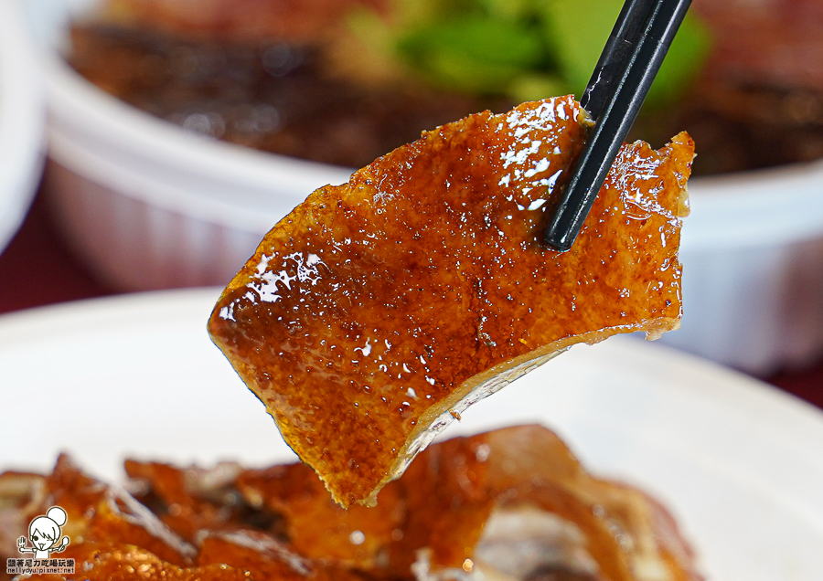 高雄烤鴨外帶 烤鴨團圓外帶餐 外帶年菜 年菜外帶 除夕 團圓 桌菜 包廂 經典 招牌 必吃 2024高雄年菜 鴨點棧