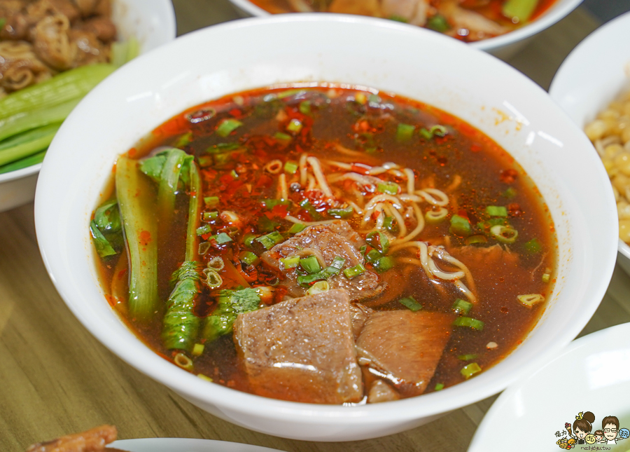 四川重慶香麻 川渝重慶小麵館 正宗 地道 廣式滷水 東港美食 全台首間 酸辣粉 紅燒 川味紅燒