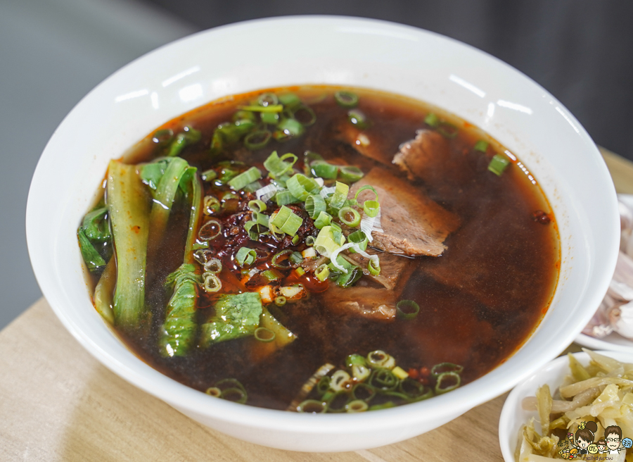 四川重慶香麻 川渝重慶小麵館 正宗 地道 廣式滷水 東港美食 全台首間 酸辣粉 紅燒 川味紅燒