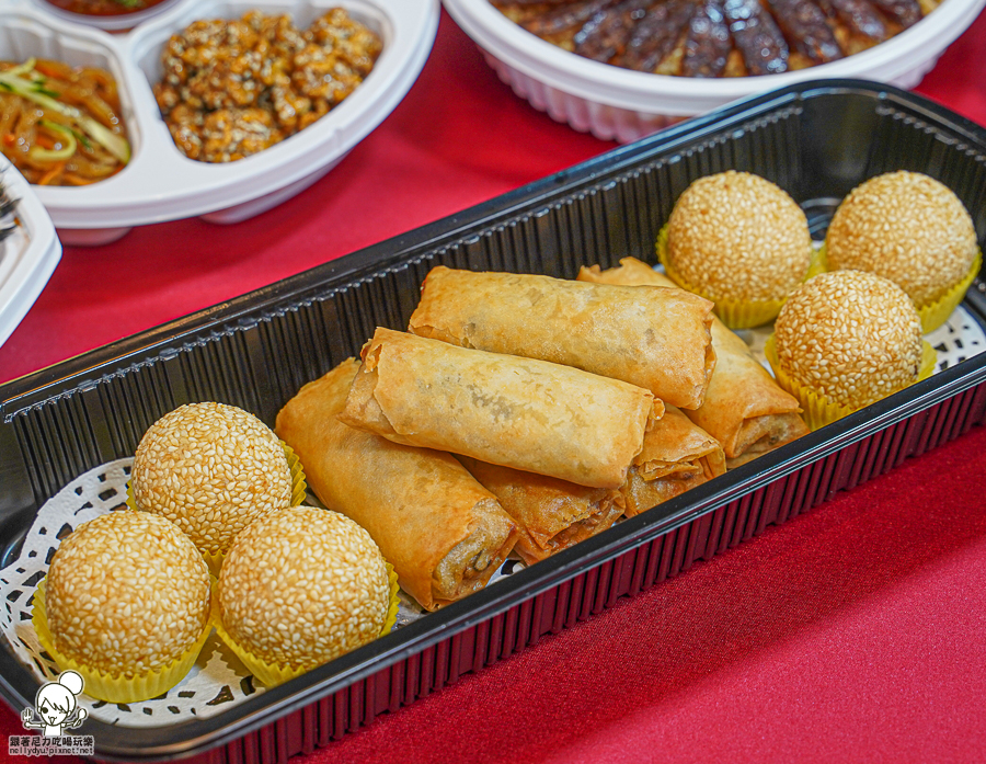 高雄烤鴨外帶 烤鴨團圓外帶餐 外帶年菜 年菜外帶 除夕 團圓 桌菜 包廂 經典 招牌 必吃 2024高雄年菜 鴨點棧