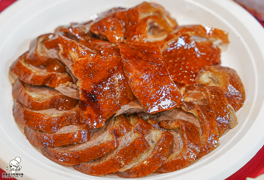 高雄烤鴨外帶 烤鴨團圓外帶餐 外帶年菜 年菜外帶 除夕 團圓 桌菜 包廂 經典 招牌 必吃 2024高雄年菜 鴨點棧