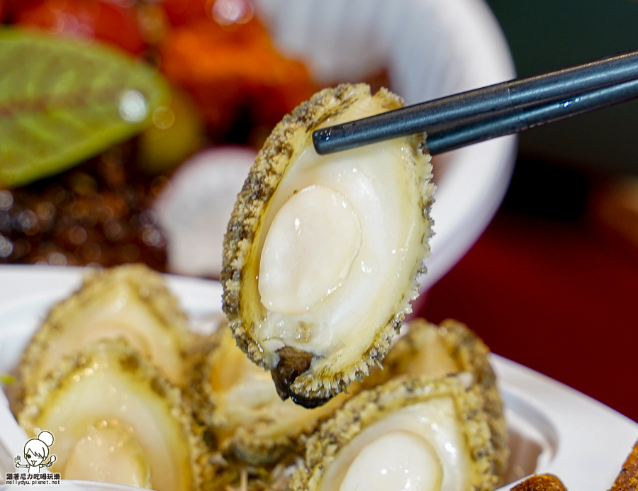 高雄烤鴨外帶 烤鴨團圓外帶餐 外帶年菜 年菜外帶 除夕 團圓 桌菜 包廂 經典 招牌 必吃 2024高雄年菜 鴨點棧