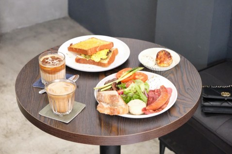 新竹咖啡廳│Luna Coffee。香港氛圍的早午餐咖啡廳* 新竹咖啡廳│Luna Coffee。香港氛圍的早午餐咖啡廳*